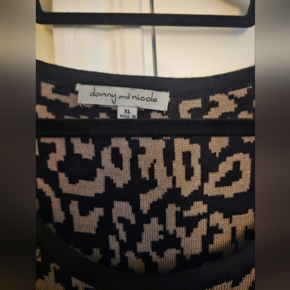 Danny & Nicole Sweater Dress - Size XL For Sale - Picture 2 of 3